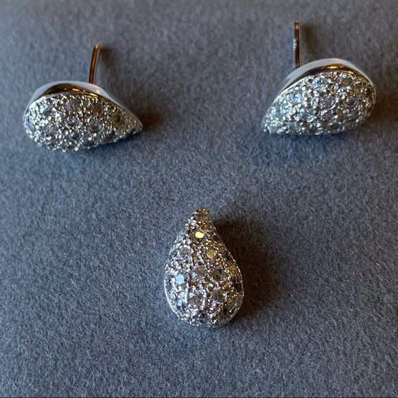 ⚡️Host Pick⚡️Elegant Sterling Pave Simulated Diamond Teardrop 3 PC Set - Picture 2 of 8